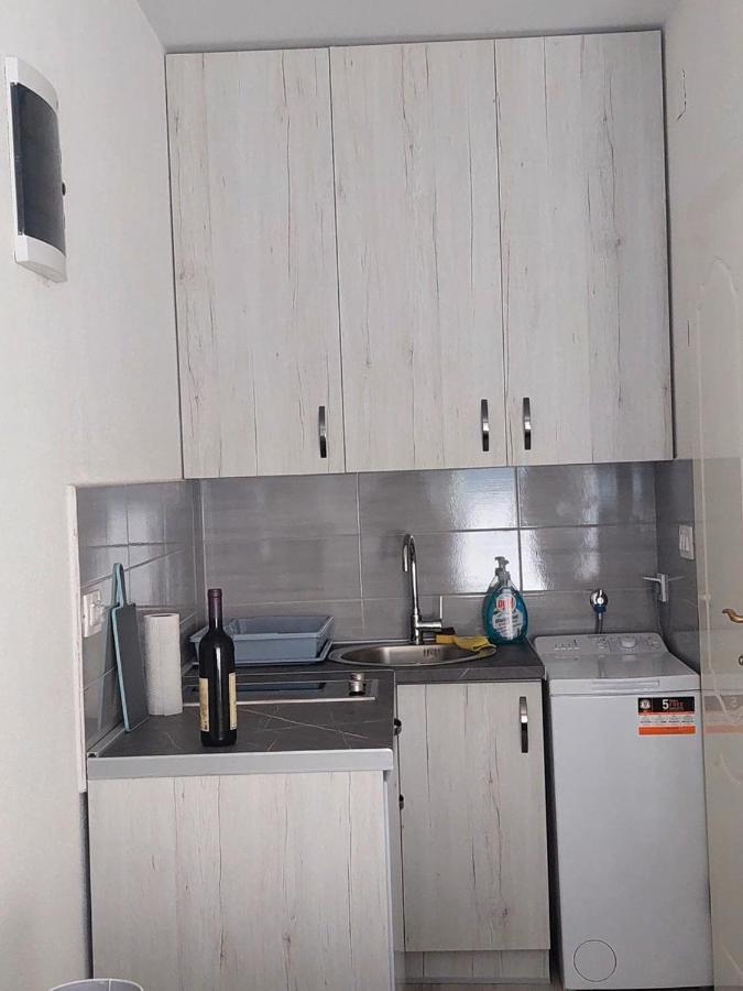Apartment Iva Bijela Εξωτερικό φωτογραφία